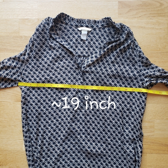 H&M Top - Picture 9 of 11